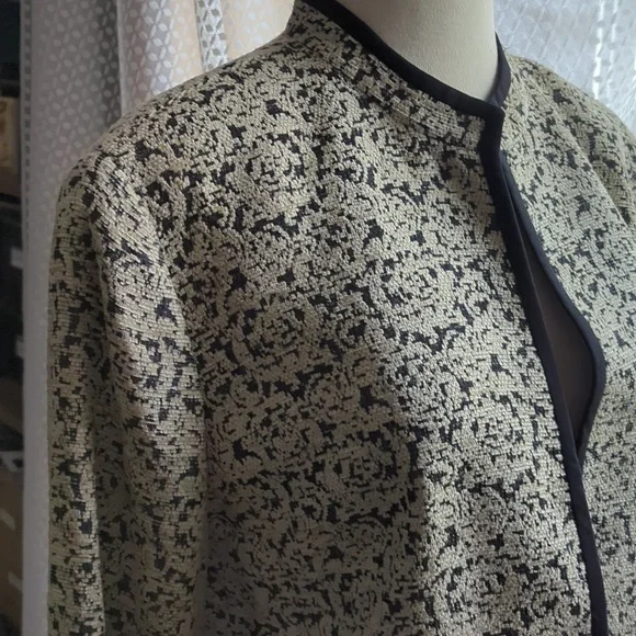 DONCASTER VELVETY BROCADE SKIRT SET SIZE 16